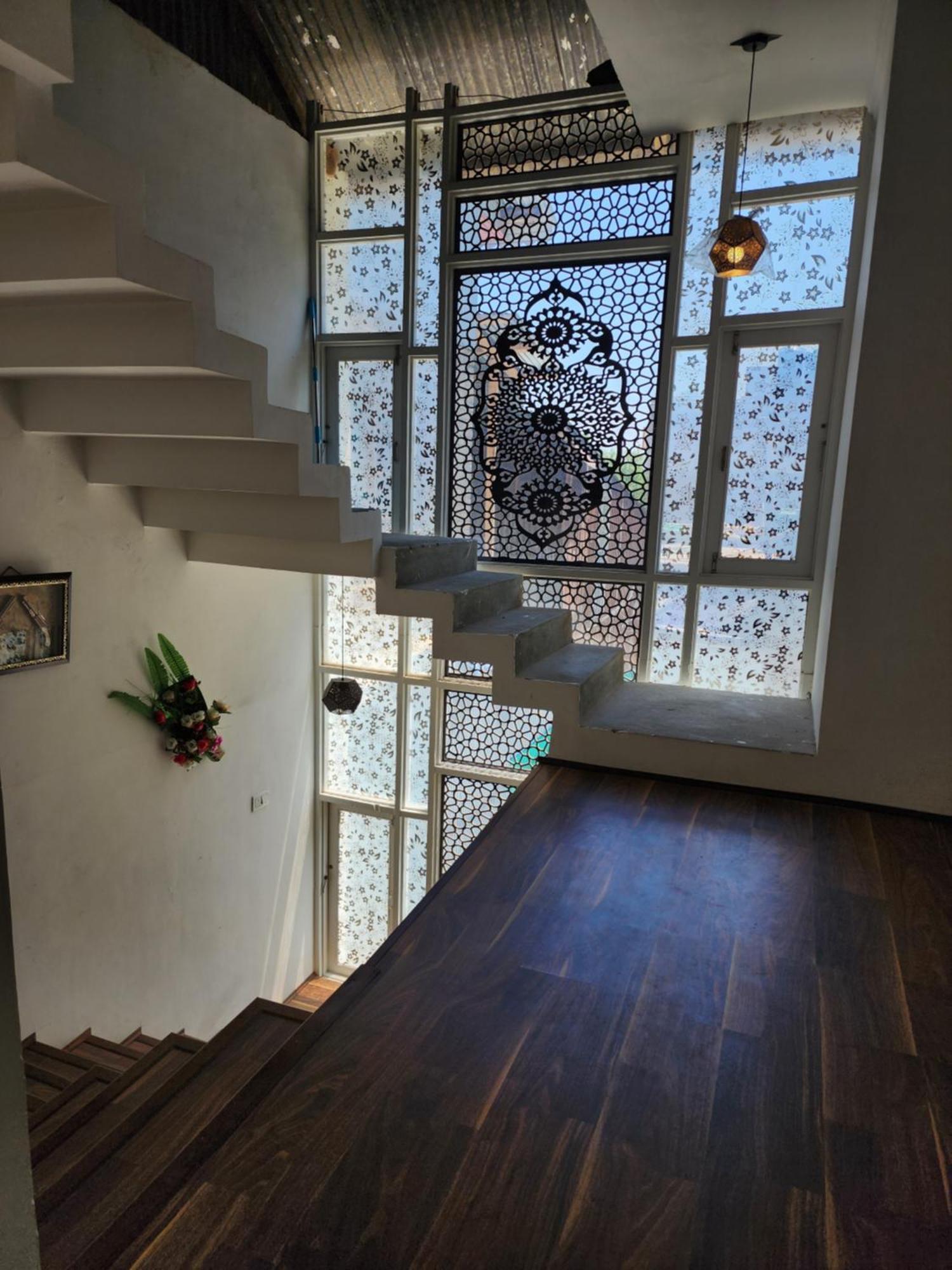 Serenity Inn Home Stay ศรีนาการ์ ภายนอก รูปภาพ