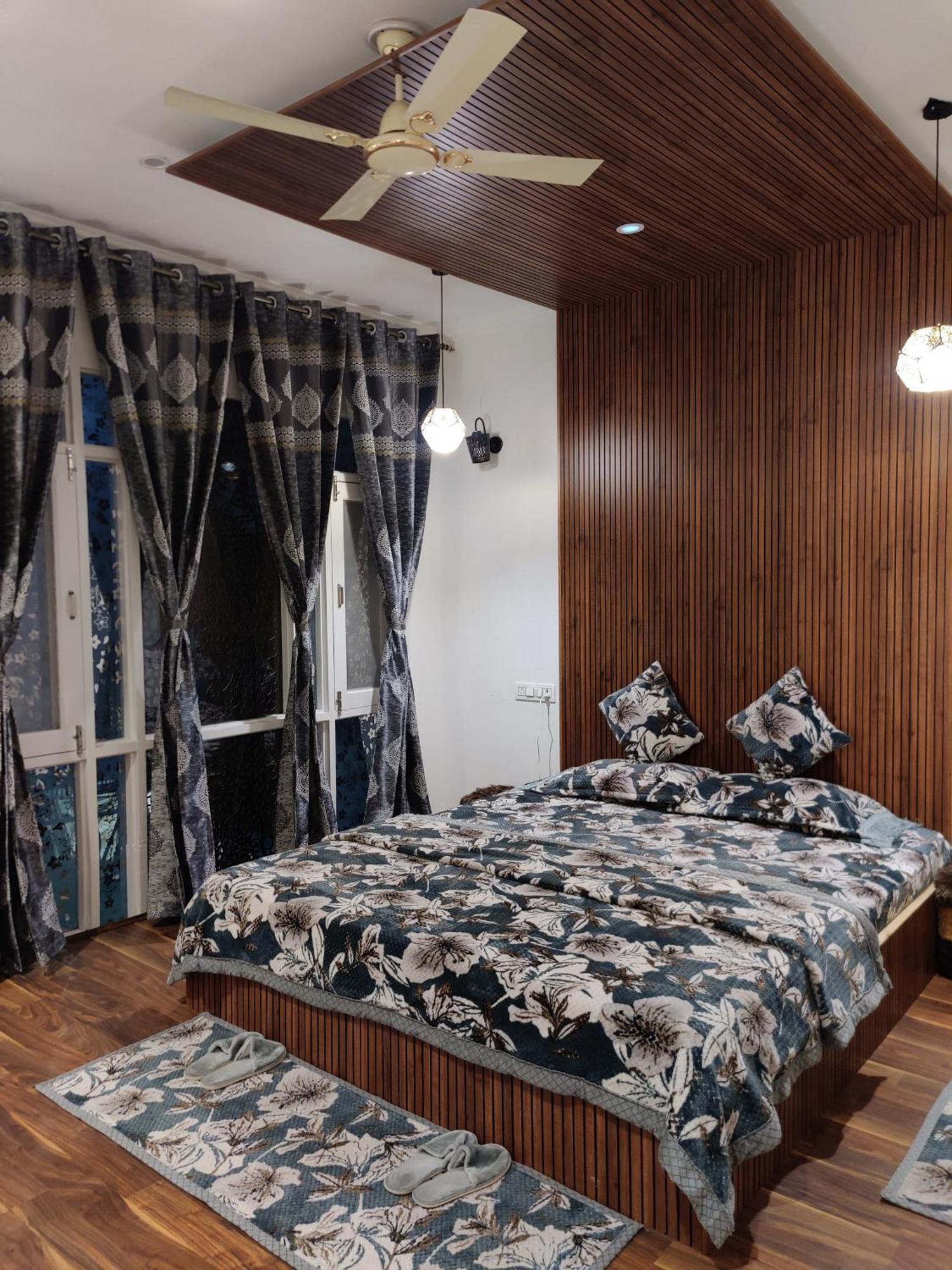 Serenity Inn Home Stay ศรีนาการ์ ภายนอก รูปภาพ